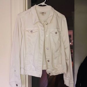 White Jean Jacket American Vintage Blues